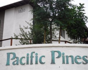 Multi-Family Signs for Pacific Pines