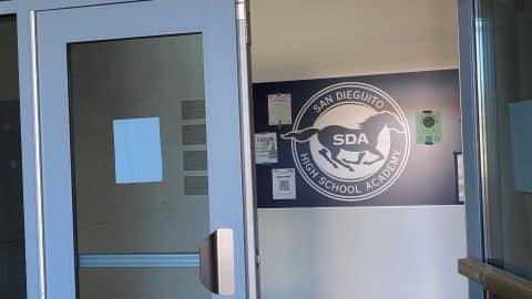 Encinitas, CA – Hallway Bulletin Board Panels Installed at Local High School