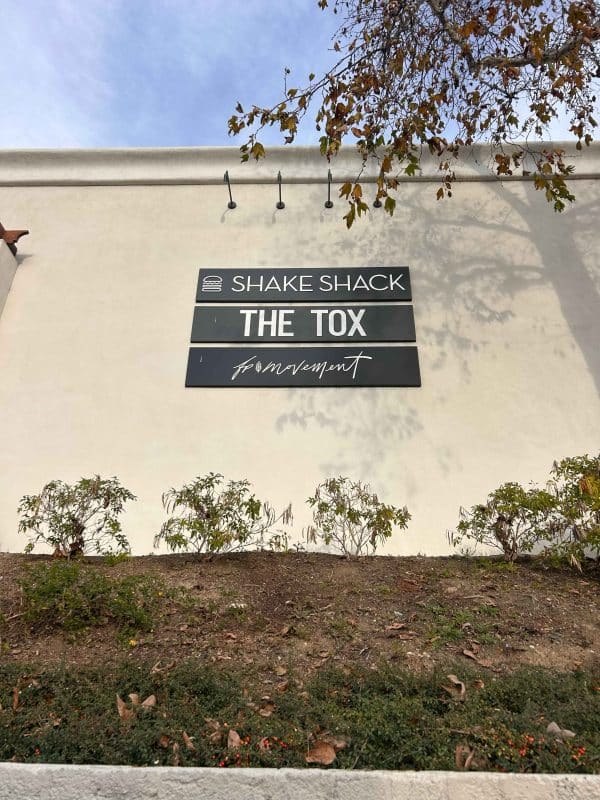 San Diego, CA Do Local Custom Sign Companies Build Matte Acrylic Tenant Logos